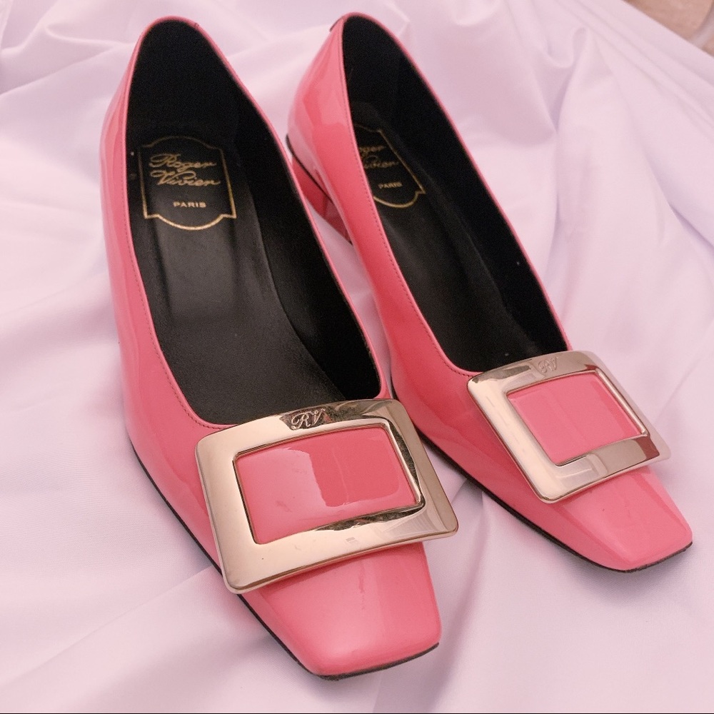 Roger Vivier Décolleté Belle Leather Pumps/Heels